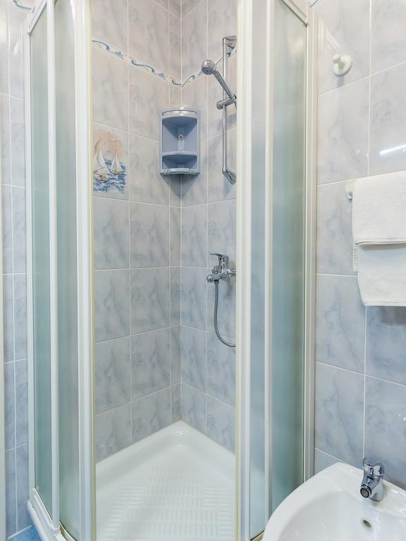 פורץ Apartment Ivana,Mali Maj מראה חיצוני תמונה